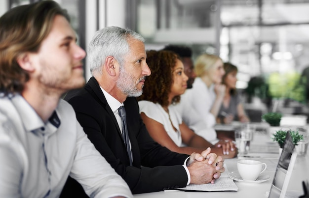 Advanced negotiation and mediation workshop with intensive simulation